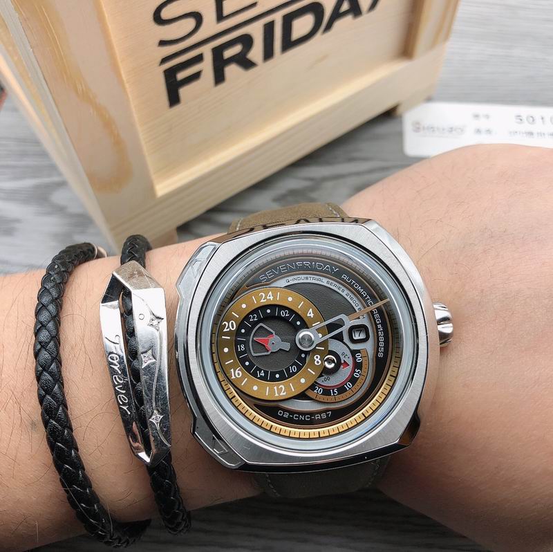 Seven Friday 47mm 090438